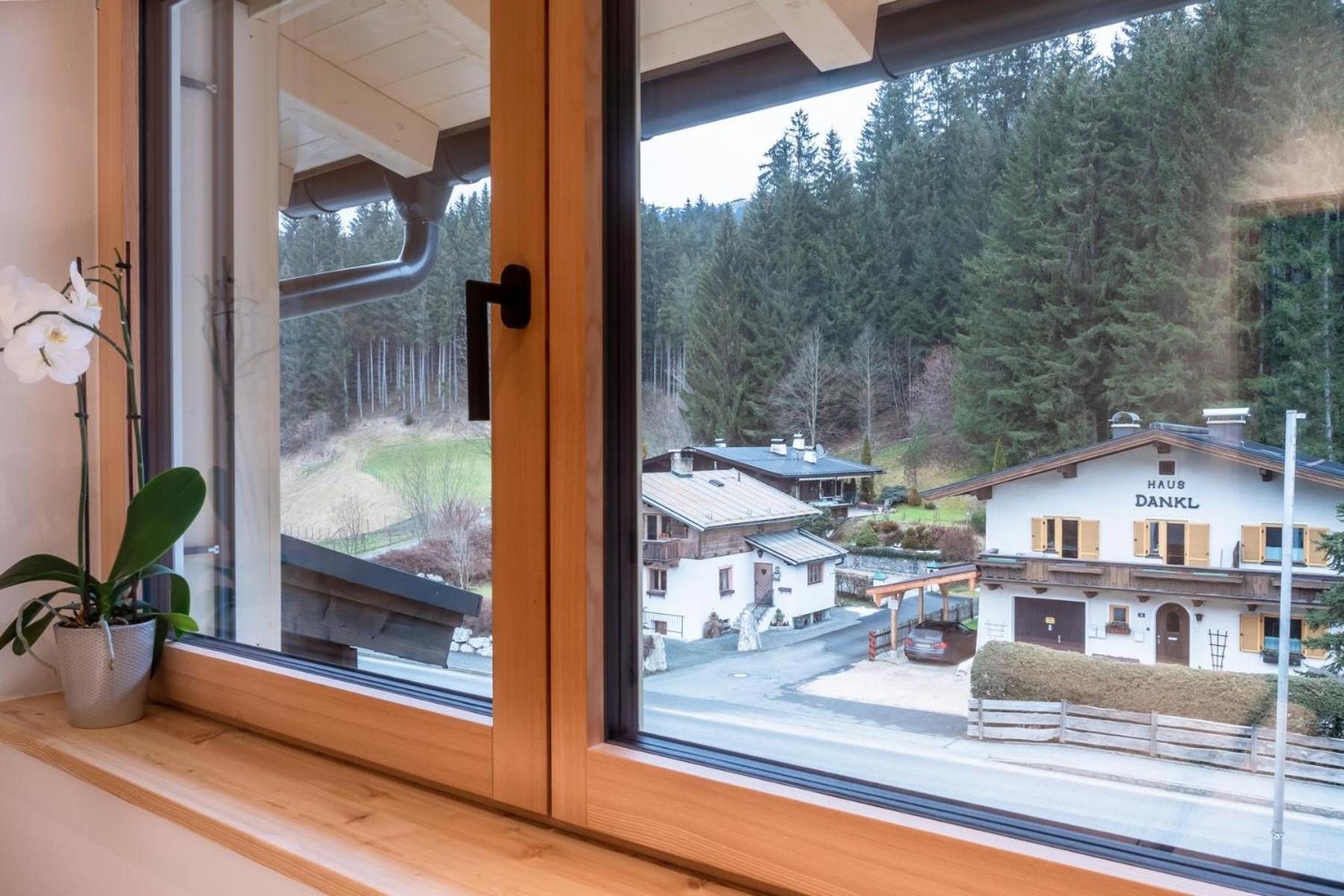 Alte Bildhauerei Apartamento Aurach bei Kitzbuehel Exterior foto